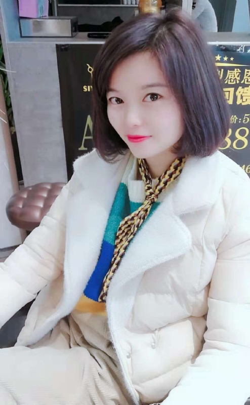 认真的雪的第一张照片--金门相亲网