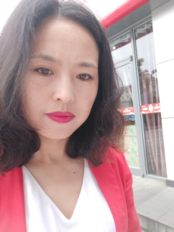 枫叶飘零的第一张照片--金门相亲网