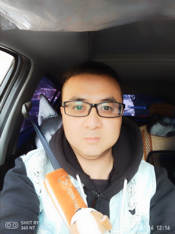 香烟最懂男人心的第一张照片--金门相亲网