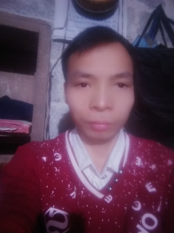 笑看人生百态的第一张照片--金门相亲网