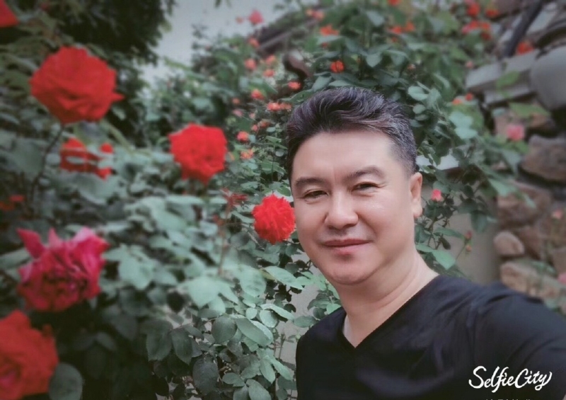 姓李名光耀的第一张照片--金门相亲网