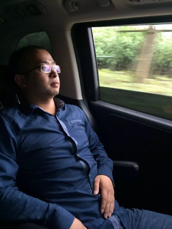 世界那么大的第三张照片--金门相亲网