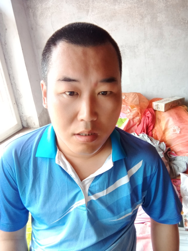 灰太狼的第一张照片--金门相亲网