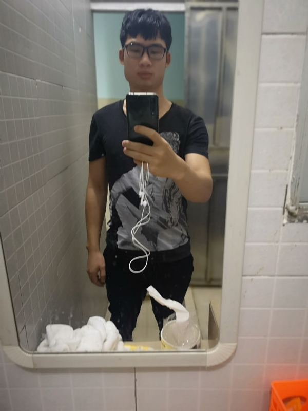 右手的执着的第一张照片--金门相亲网