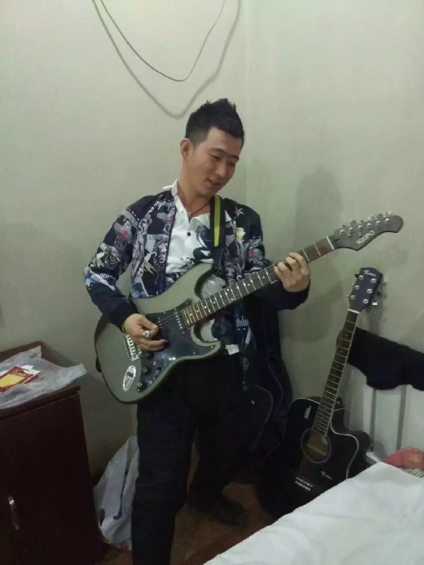 小吉他的第一张照片--金门相亲网