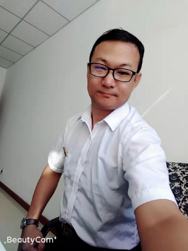 小飞的第一张照片--金门相亲网