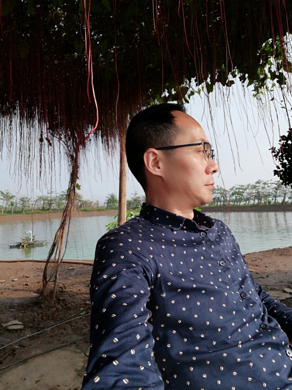 守望烟云的第一张照片--金门相亲网