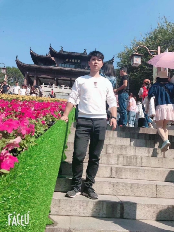 坦然的第二张照片--金门相亲网