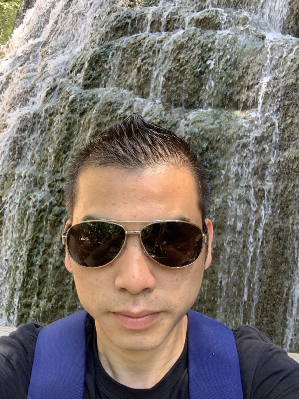 高兴的第二张照片--金门相亲网
