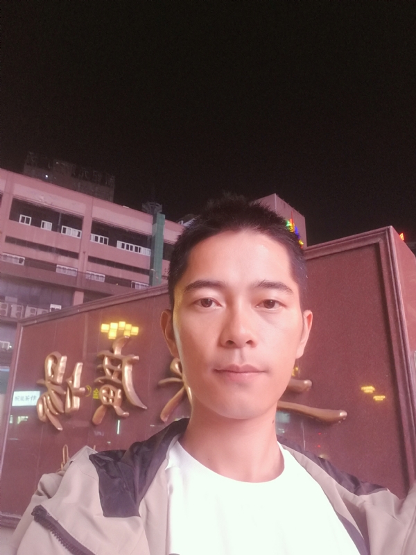 重庆小林的第一张照片--金门相亲网