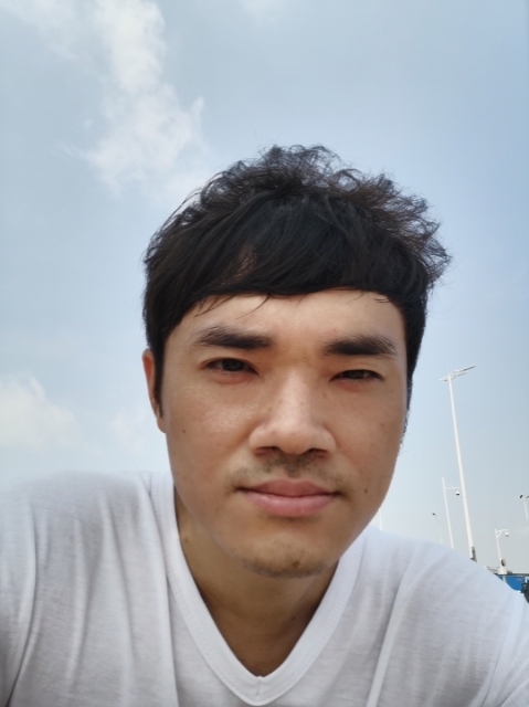 老实人的第一张照片--金门相亲网