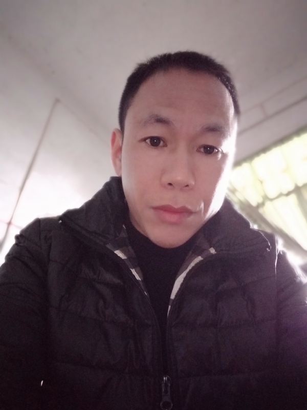 相信真爱的第一张照片--金门相亲网