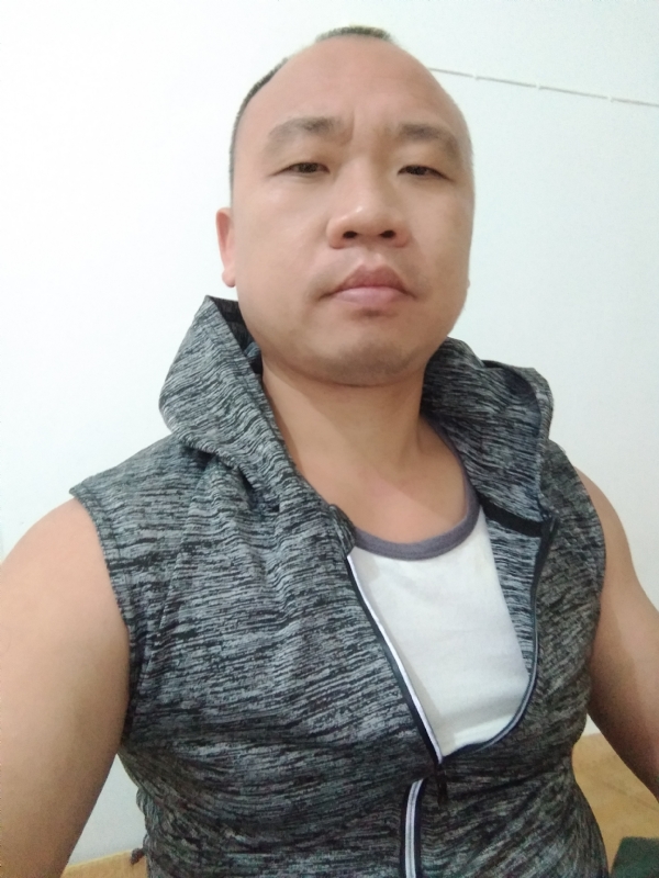 whm的第一张照片--金门相亲网
