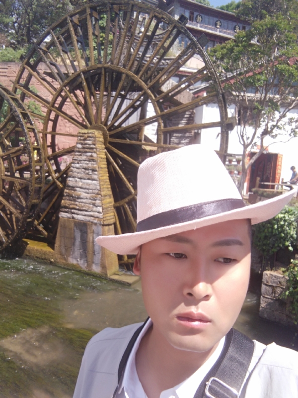 曲靖相亲的第一张照片--金门相亲网