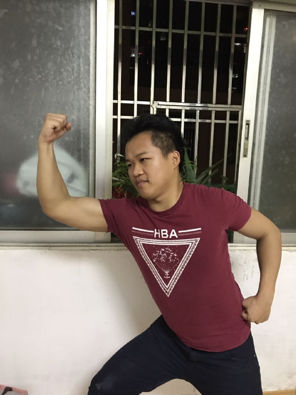 彭宏谊的第一张照片--金门相亲网