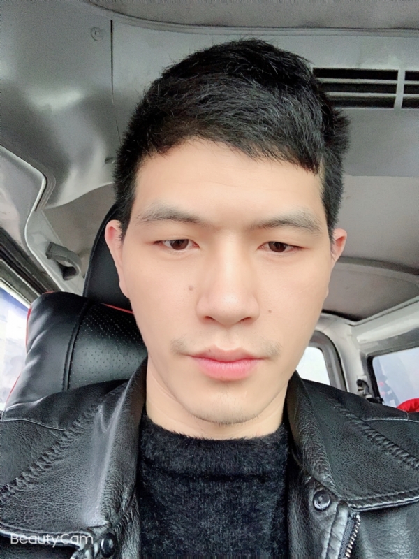 华仔的第一张照片--金门相亲网