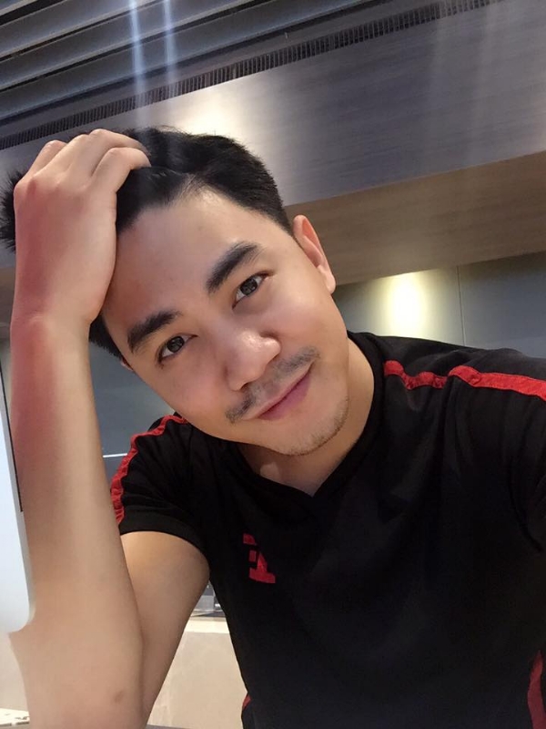 李的第一张照片--金门相亲网