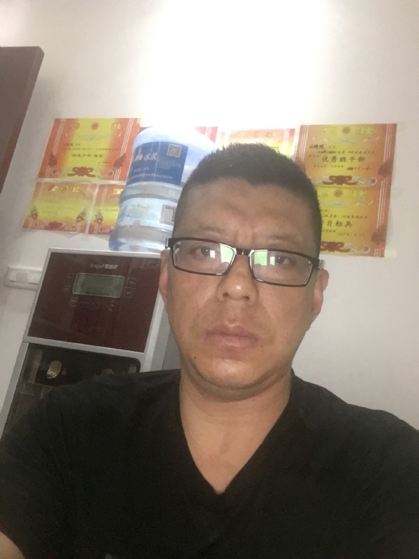 牵手的第一张照片--金门相亲网