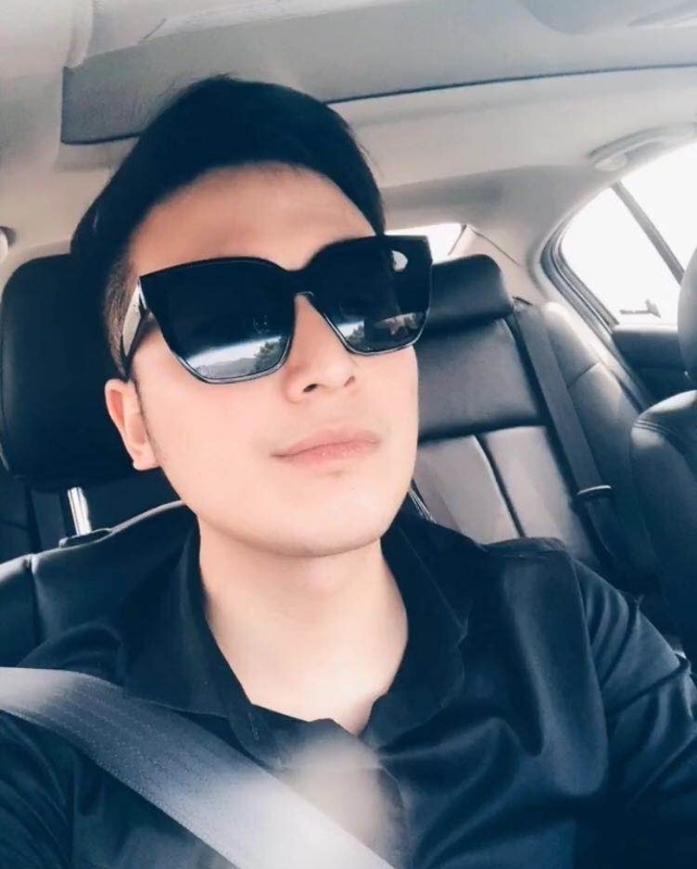沉稳的第一张照片--金门相亲网