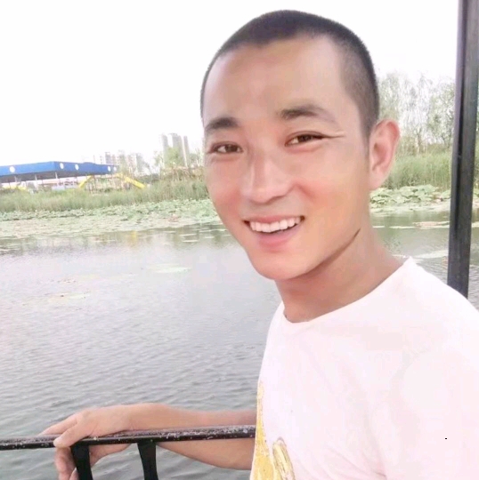 为你等候的第二张照片--金门相亲网