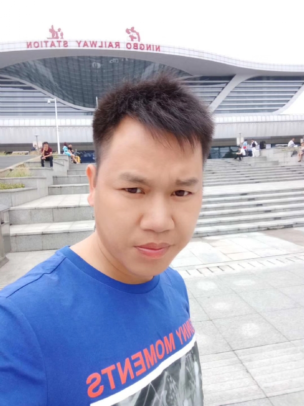笑对人生的第一张照片--金门相亲网