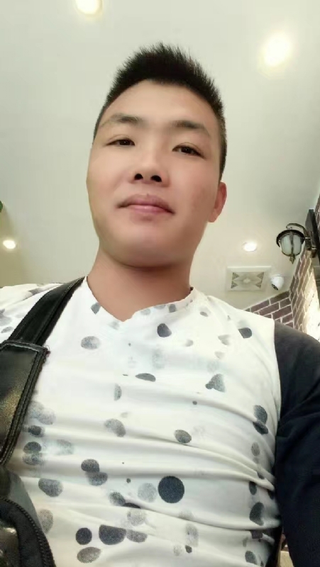 吃生蚝的小乖乖的第一张照片--金门相亲网