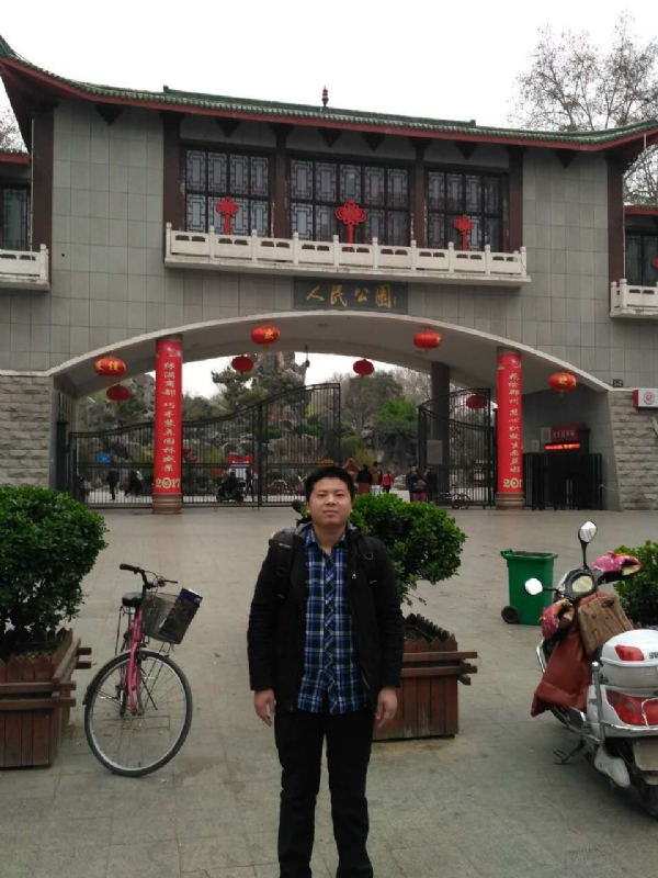 在奋斗的第四张照片--金门相亲网