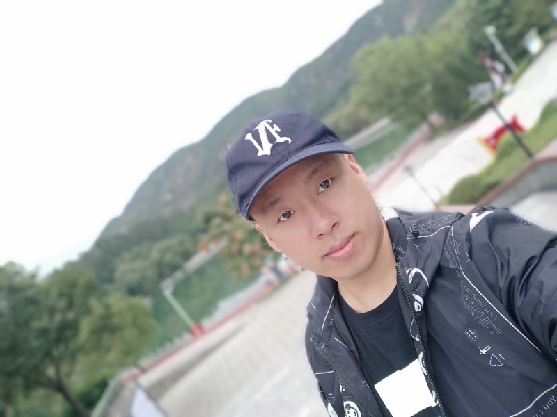 阳光的第一张照片--金门相亲网