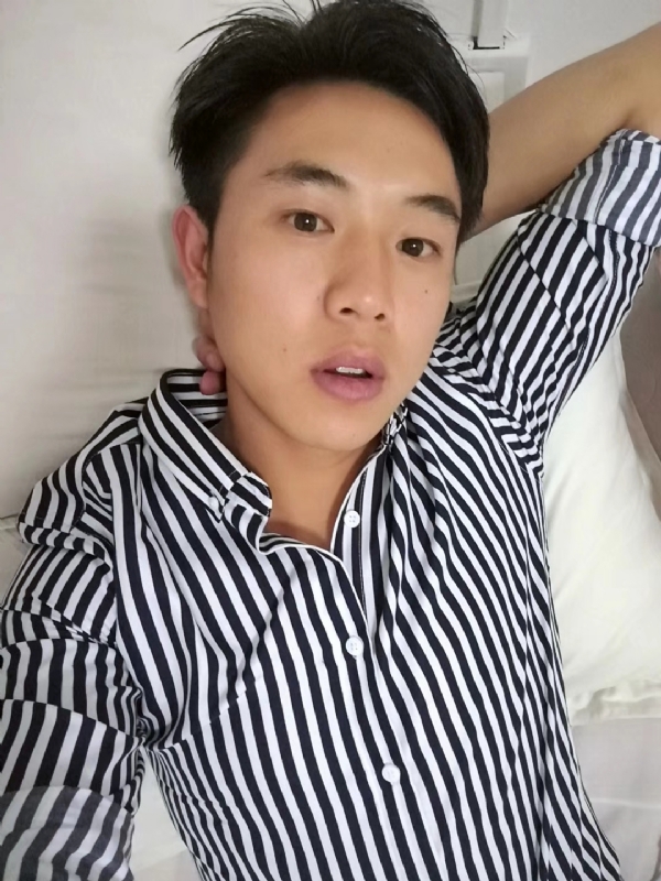 小雷的第二张照片--金门相亲网