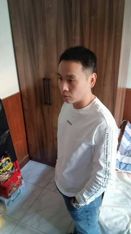 没有蜡笔的小航的第一张照片--金门相亲网