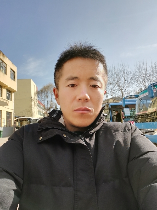 孤独的云的第二张照片--金门相亲网