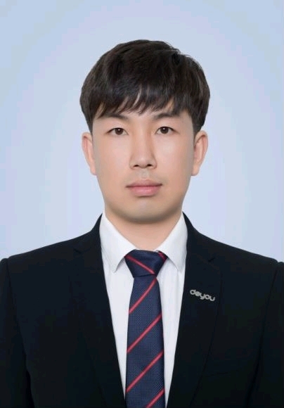 终究被人海淹没的第二张照片--金门相亲网