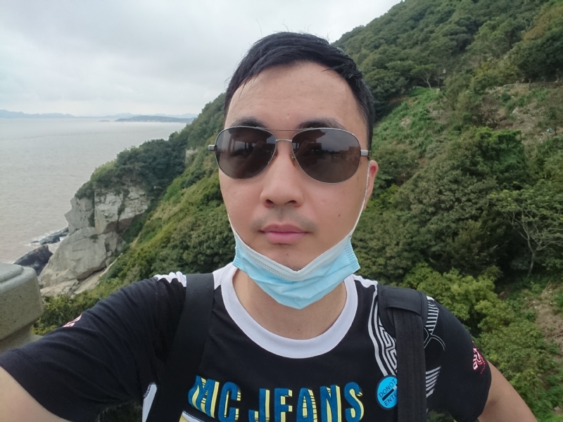 h君的第二张照片--金门相亲网