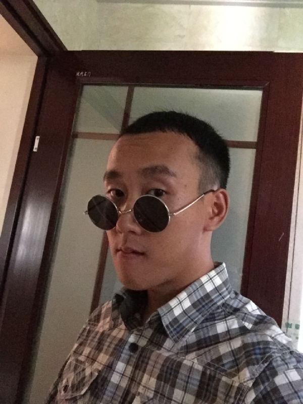 悲喜的第一张照片--金门相亲网