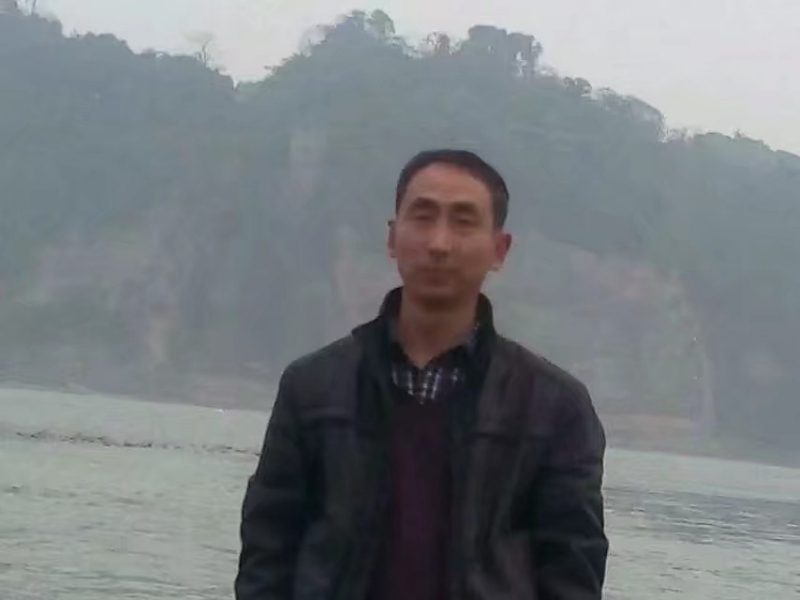 玉树临疯的第二张照片--金门相亲网