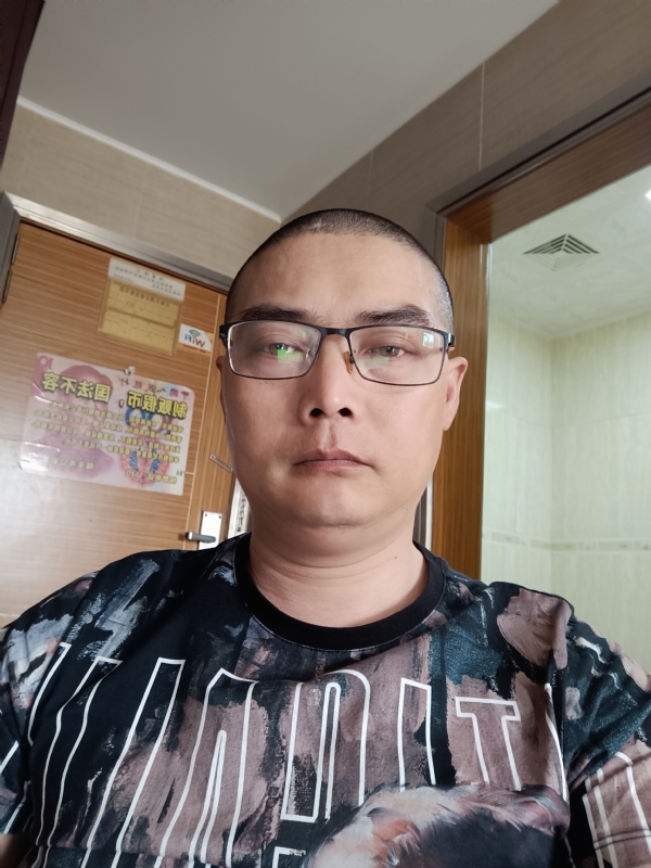 心梦无痕的第一张照片--金门相亲网