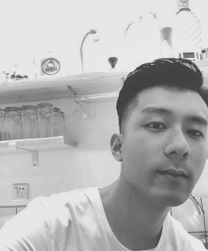jimmy的第一张照片--金门相亲网