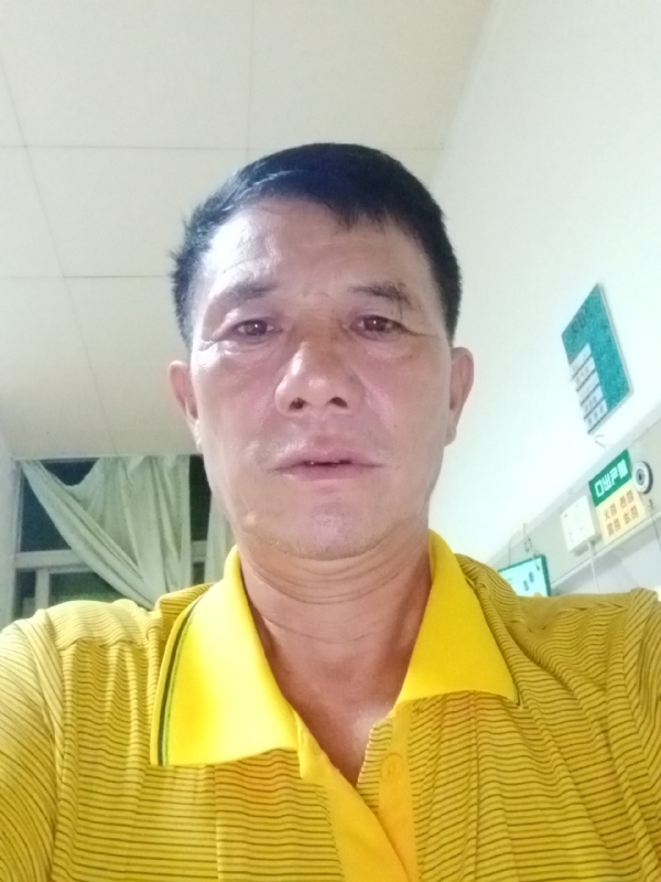 打工人的第一张照片--金门相亲网