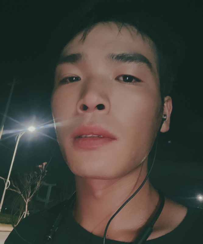 满船清梦压星河的第一张照片--金门相亲网