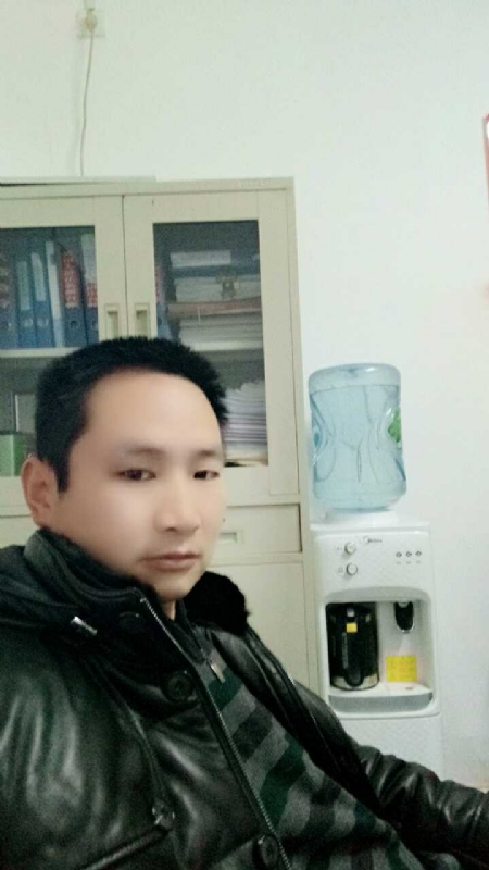 蓝色棒棒糖的第一张照片--金门相亲网