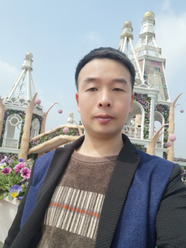 黎明的天空的第一张照片--金门相亲网