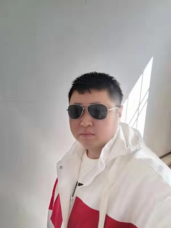 大漠叔叔的第一张照片--金门相亲网