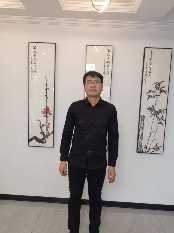 情义比天高的第一张照片--金门相亲网