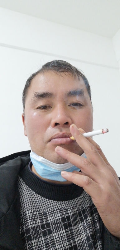龙心的第一张照片--金门相亲网