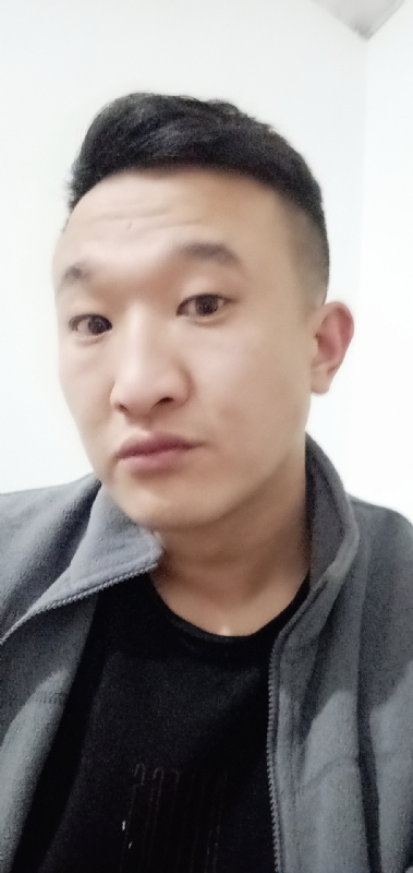 远山的第一张照片--金门相亲网