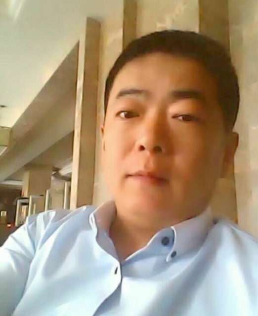 落叶随风的第一张照片--金门相亲网