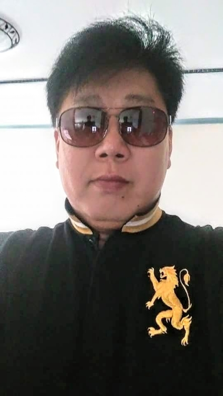 含笑半步癲的第三张照片--金门相亲网