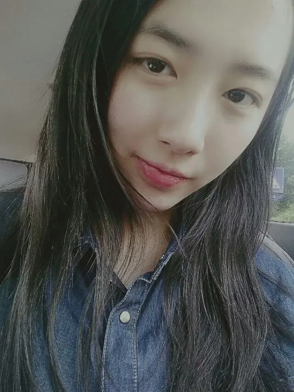 小她的第一张照片--金门相亲网