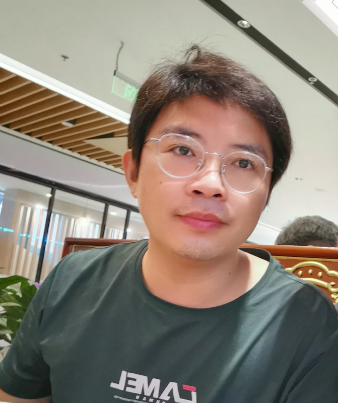 陆迅的第三张照片--金门相亲网