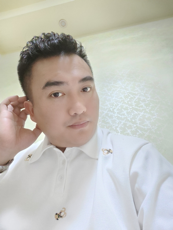哈哈先生的第一张照片--金门相亲网